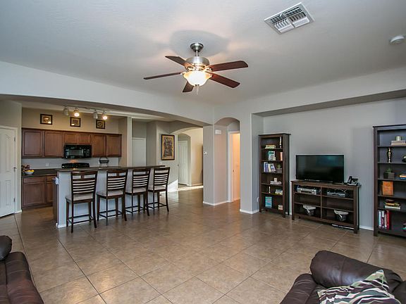 3rd image of 1810 W Corriente Dr