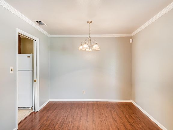 4th image of 4154 Barrington St