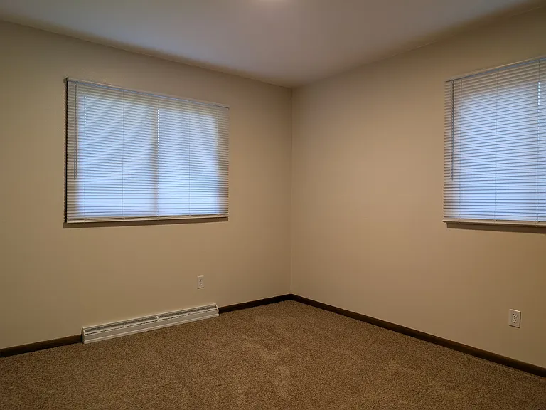 2408 S Gladys Ave — Photo 20