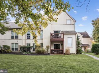124 Woodlake Dr, Marlton, NJ 08053