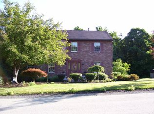 76 Fawnvue Dr, Mc Kees Rocks, PA 15136