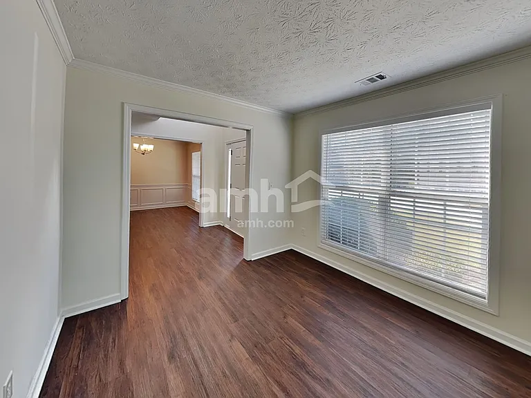 1307 Bramlett Forest Ct — Photo 7