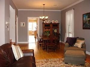 4th image of 3729 N Marshfield Ave