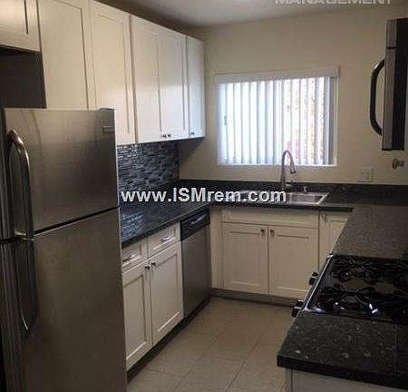 3rd image of 14857 Hartsook St #3