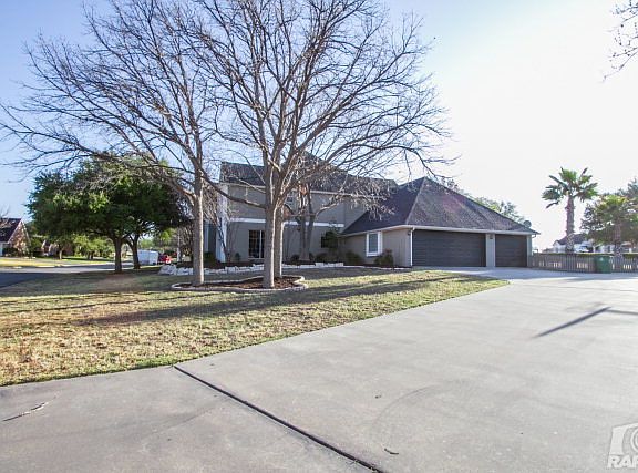 2nd image of 5618 Columbine Ln