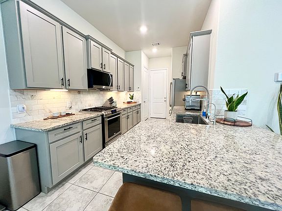 5th image of 5110 Chapel Heights Dr