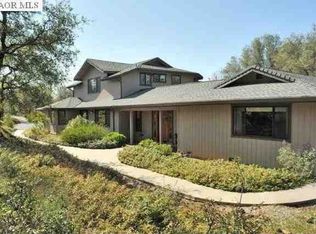 10238 Old Oak Trl, Grass Valley, CA 95945
