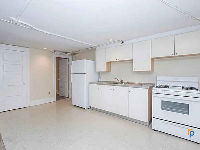 257 Hosea Ave — Photo 3