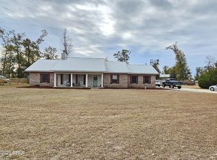5150 Menawa Trl, Marianna, FL 32446