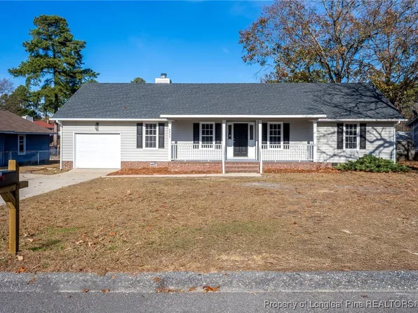 6955 Calamar Dr, Fayetteville, NC 28314
