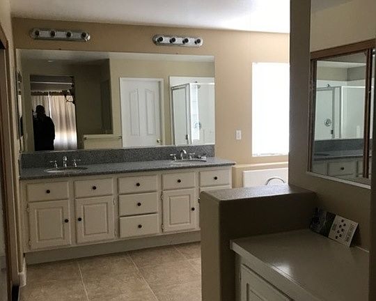 3rd image of 1777 Faulkner Ave