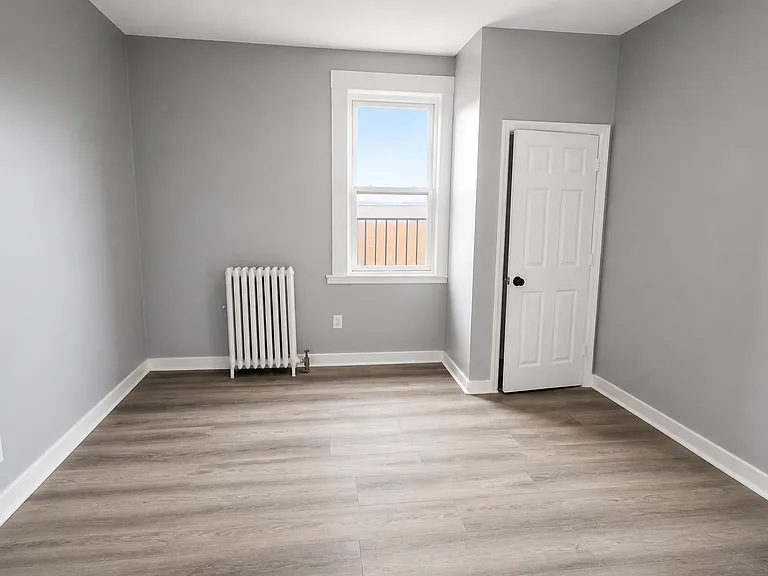 233 Littleton Ave #11AA — Photo 6