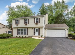 64 Drendel Ln, Naperville, IL 60565