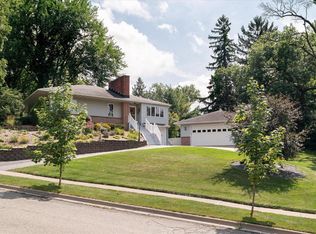 403 Garfield Ave, Viroqua, WI 54665