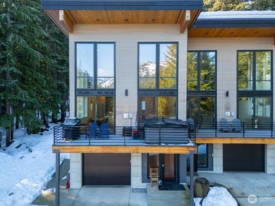 340 Snoqualmie Drive, Snoqualmie Pass, WA, 98068