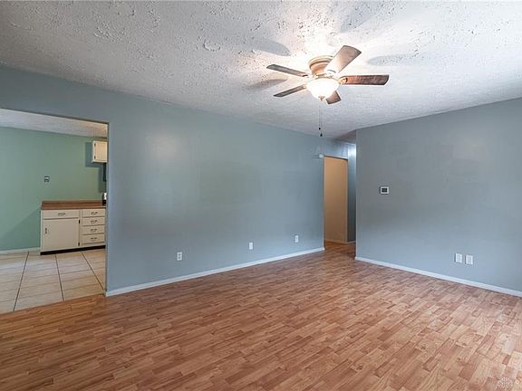 4th image of 3301 Palm Dr