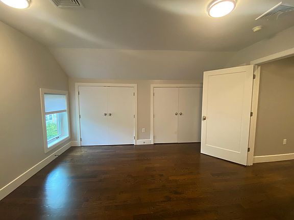 2nd image of 32 Washington Ave Unit 1