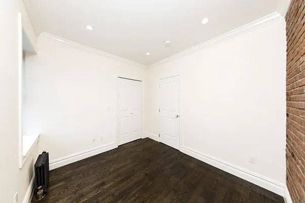 Rented by Voro New York | media 7