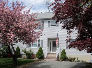 55 Gloucester Rd, Parsippany, NJ 07054