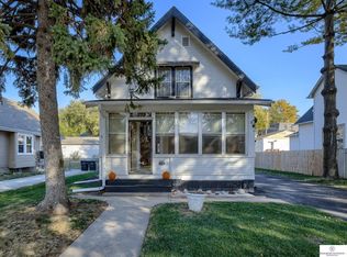 2127 S 35th Ave, Omaha, NE 68105