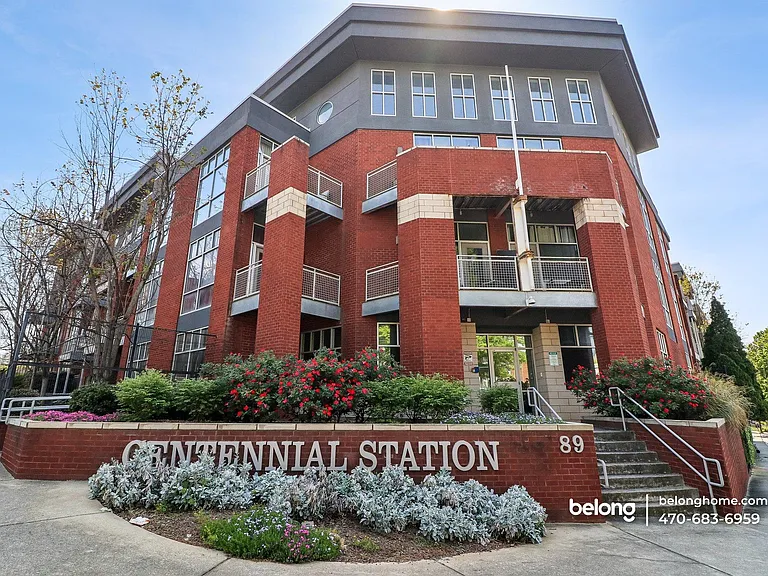 89 Mangum St SW #216 — Photo 1