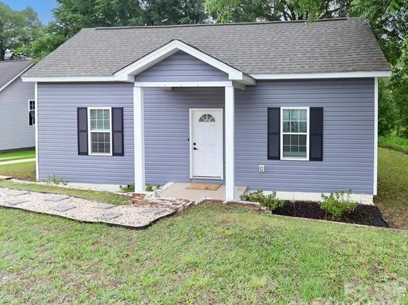 703 S Main St, Landis, NC 28088