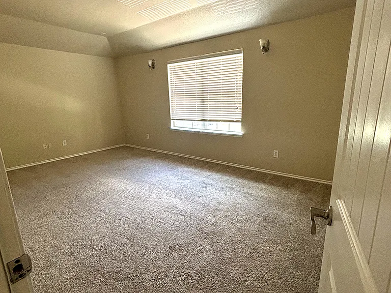 9717 Sand Trap Dr — Photo 18