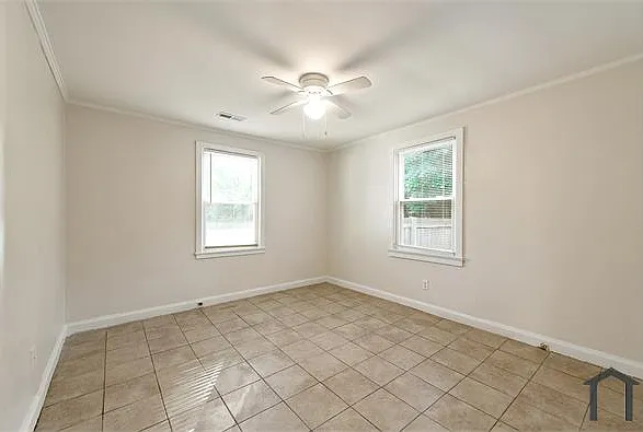 5745 Holland St — Photo 18