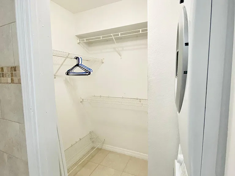 10200 Gandy Blvd N #911 — Photo 26