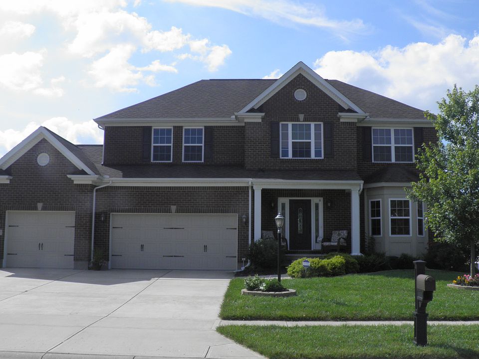 1st image of 417 Danbury Pl