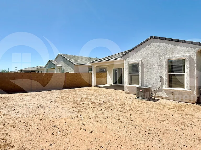 40847 W Hillman Dr — Photo 22