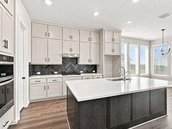 3rd image of 9822 Brivet Creek