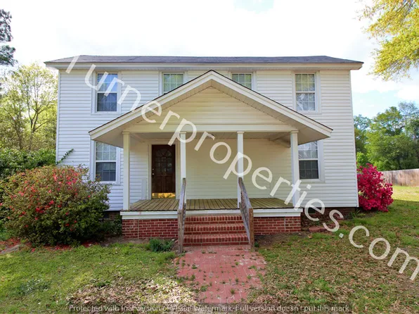 23 Gardner St, Camden, SC 29020