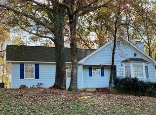 621 Alma Ct, Sugar Hill, GA 30518