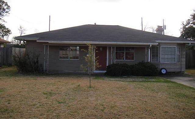 1st image of 416 S 29th St