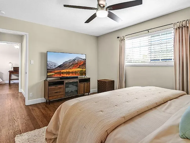 4318 Satinwood Dr — Photo 24