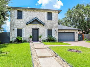 1817 Graywood Ct, Laredo, TX 78045