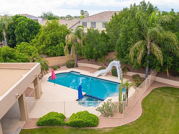 5th image of 5226 E Anderson Dr