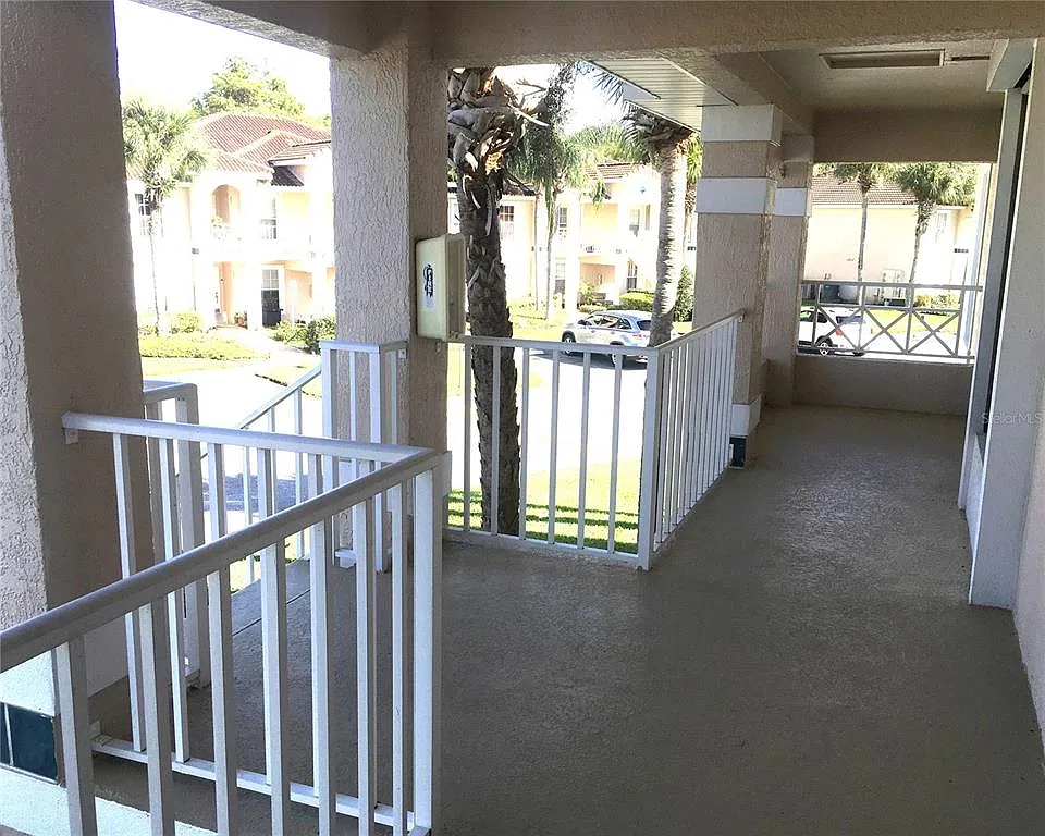 2 bed, 2.0 bath, 1013 sqft, $1,750 — Photo 3