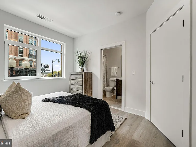 3831 Georgia Ave NW #301 — Photo 8