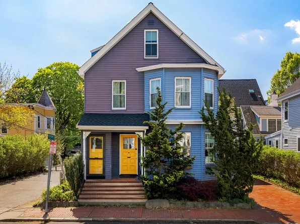 24 Rockingham St #24, Cambridge, MA 02139