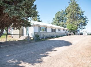 733 Pringle Rd, Weiser, ID 83672