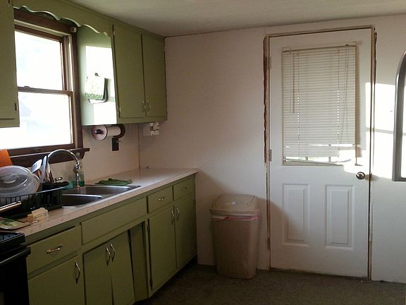Kitchen freshly painted