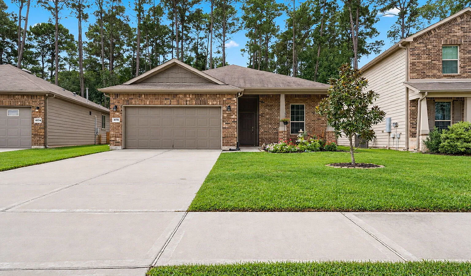4 bed, 3.0 bath, 1899 sqft, $2,150 — Photo 1