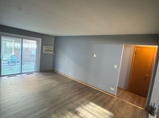 1671 Maple Ln, Elgin, IL 60123