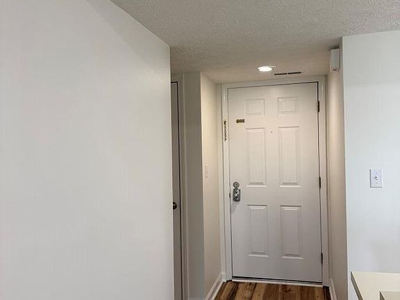 4th image of 9640 S Lake Ridge Dr