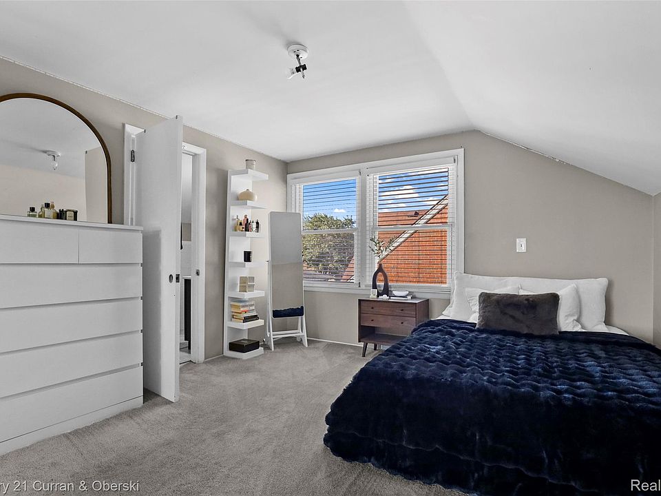 6233 Oakman Blvd, photo 22