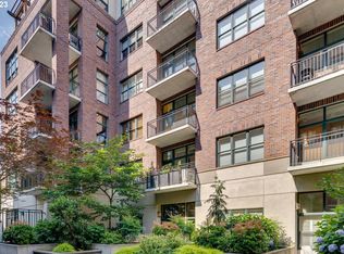820 NW 12th Ave APT 320, Portland, OR 97209