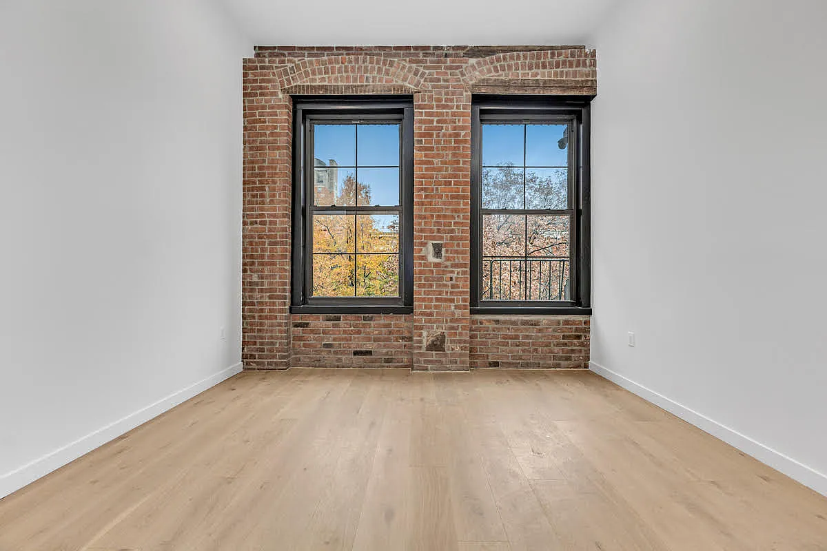 Building Photo - 10 Saint Marks Pl #2C