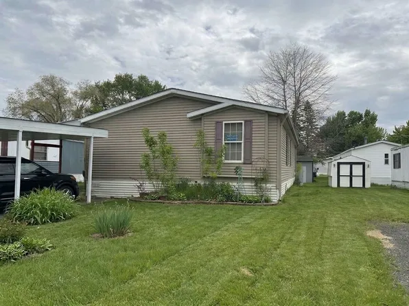 2428 Dolphin, Maplewood, MN 55119